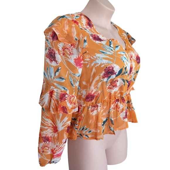 Elegant XL Floral V-Neck Top with Ruffle Trim and Elastic Waist - Picture 3 of 8